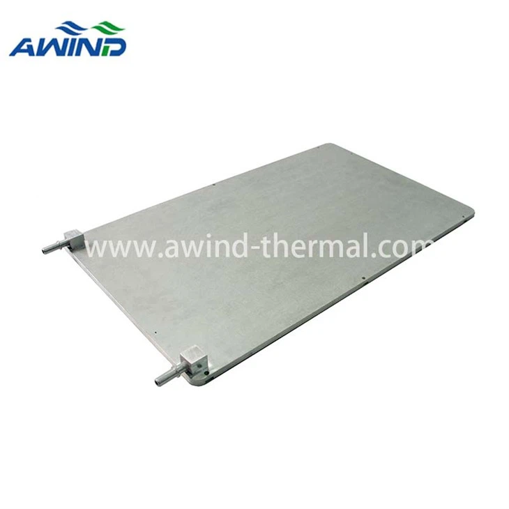 Nerūsējošā tērauda vakuumlodētas aukstās plāksnes pārbaude